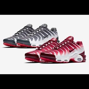 Nike Before Bites, and Nike after Bites